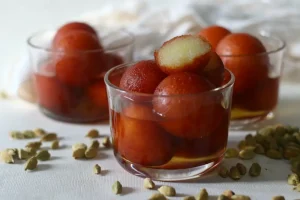 Rasgulla and Gulab Jamun Image | Top 10 Indian Foods | Tourist Visa